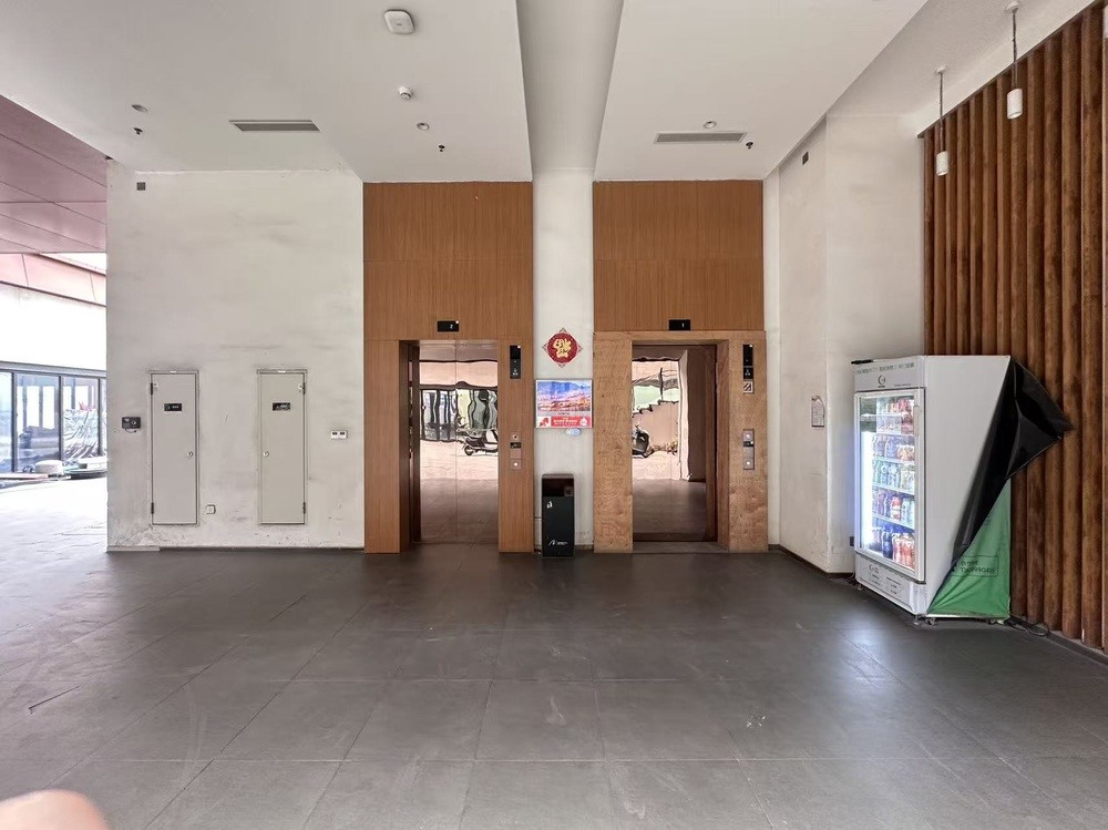 电梯厅1